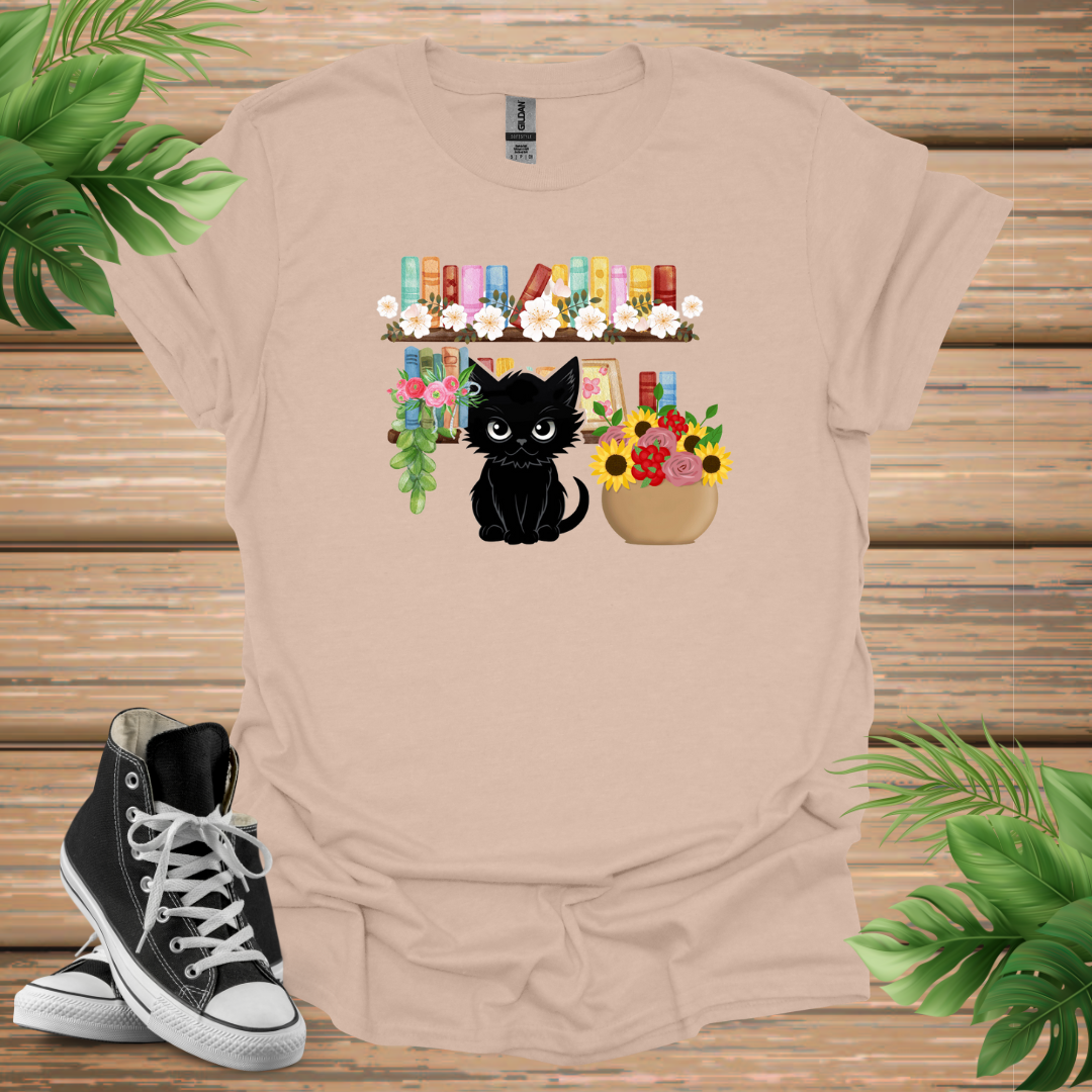 Books kitten T-Shirt